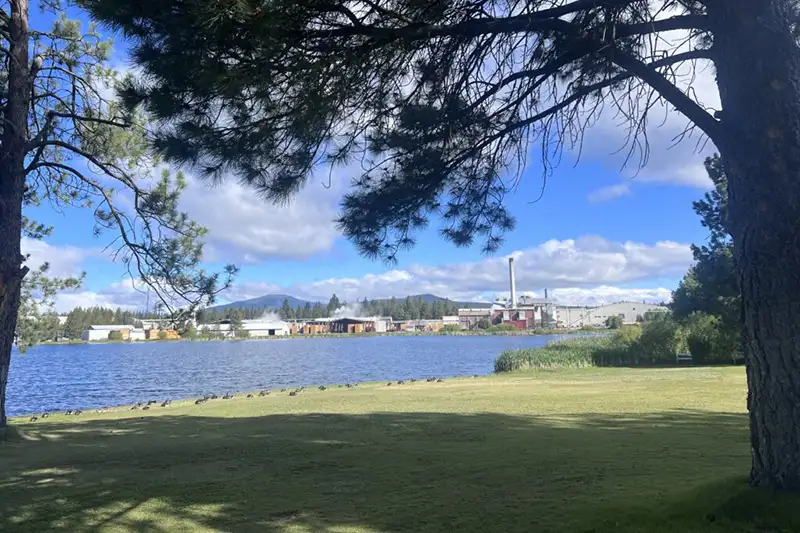 Photo of Gilchrist Mill in Oregon at the lakefront Gilchrist Resort